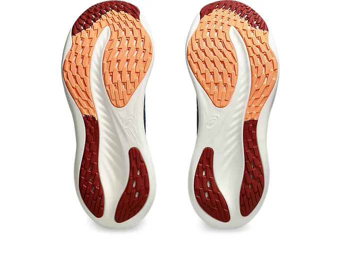 ASICS NIMBUS 26