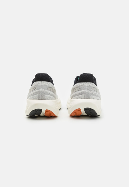 NEW BALANCE 1080 V13